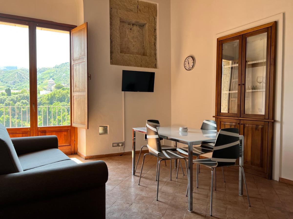 La Rupe Apartments تروبيا المظهر الخارجي الصورة
